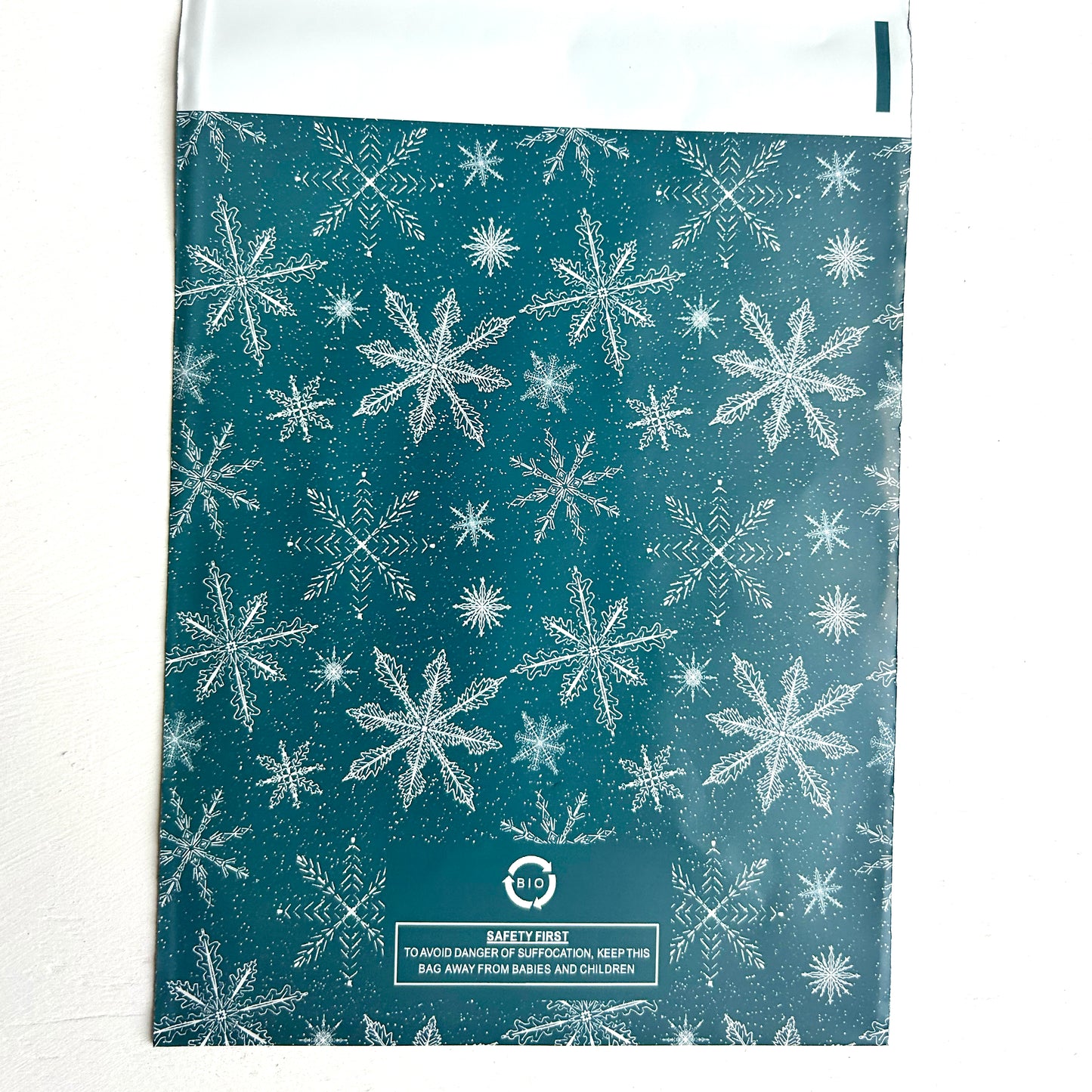 Snowflake 6x9 Poly Mailers