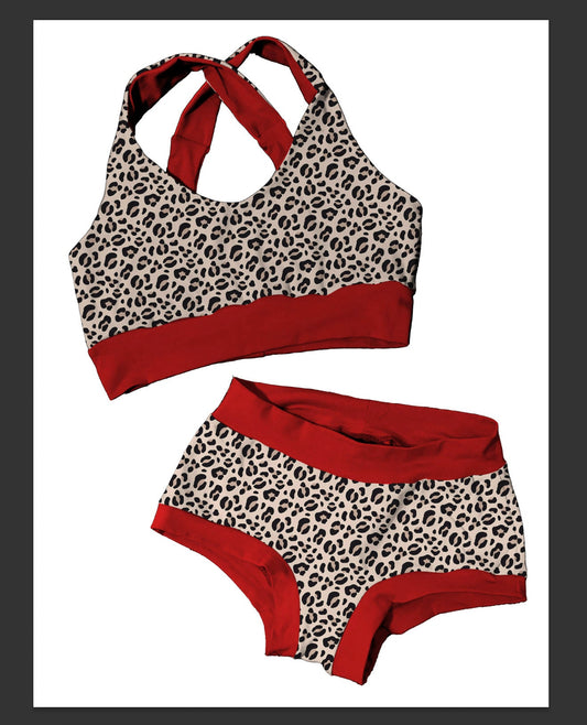 Realistic Sports Bra and Underwear Mock Up