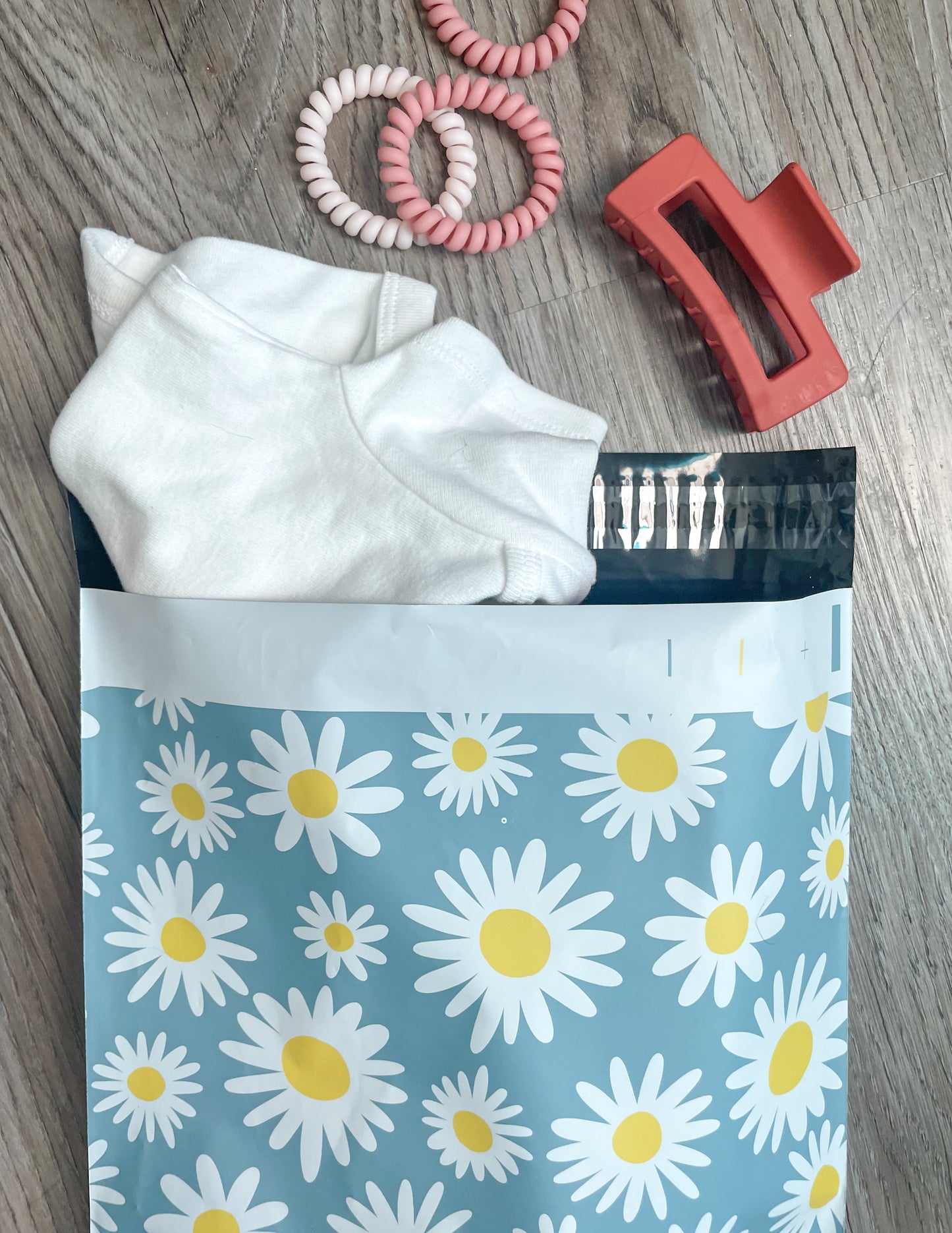 Daisy 10x13  Poly Mailers